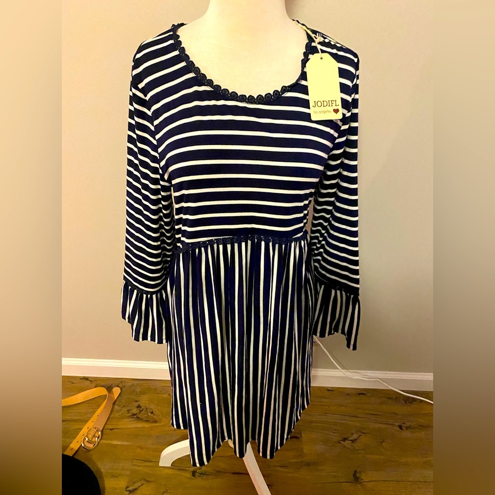 Navy and white dress perfect for summer